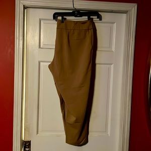 Amazing pull on pant. Feels like you are wearing yoga pants but business ready
